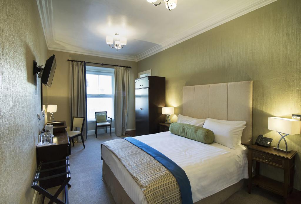 The Shrubbery Hotel, Ilminster Extérieur photo